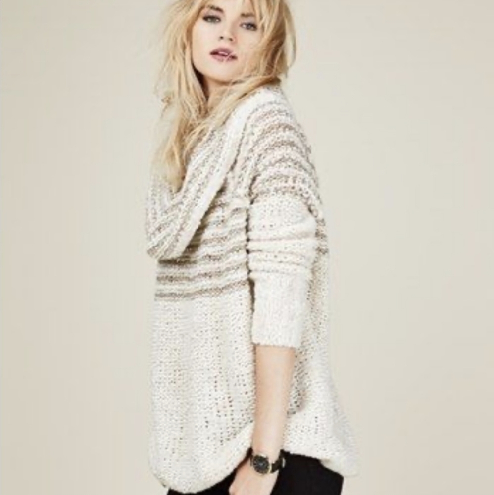 FREE PEOPLE Engineer Stripe Cowl Neck Sweater in Cream/Beige Size Medium